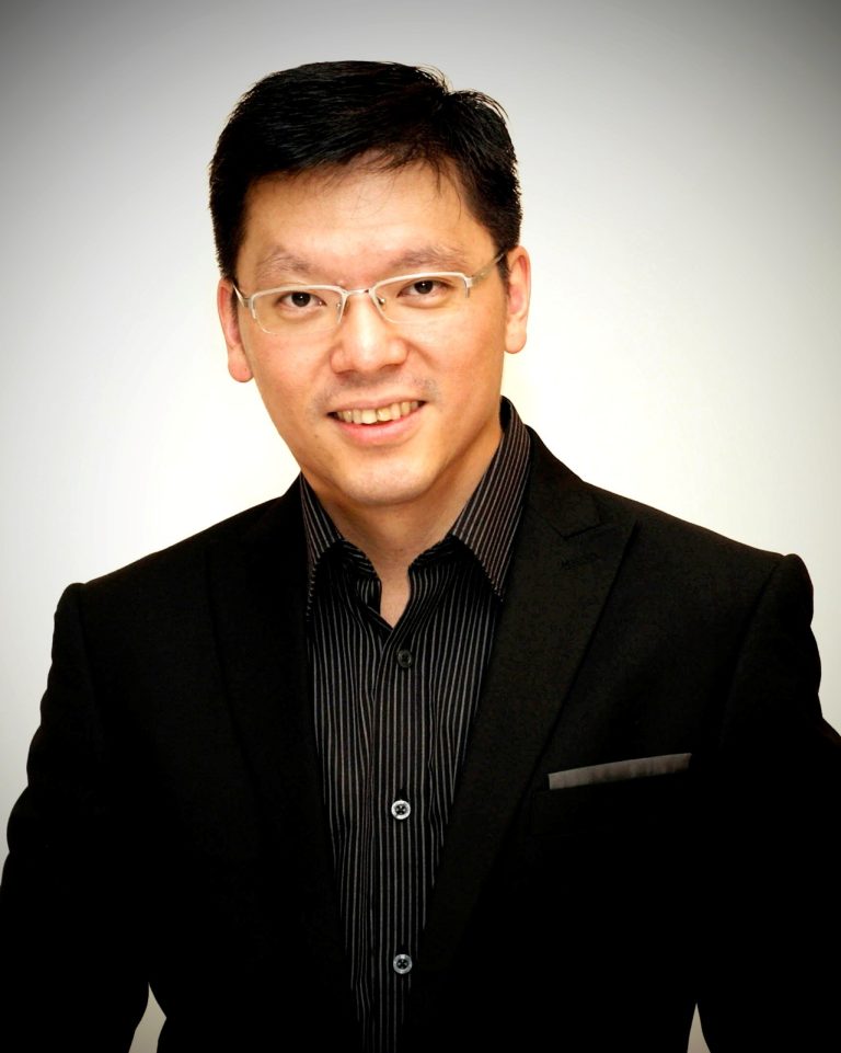 Ts. Lim Lee Kwang Awarded Doctor of Engineering (Honoris Causa) in Manufacturing Engineering and Technology Innovation